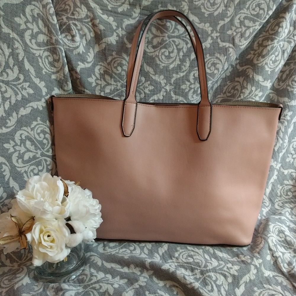 SOLD! ~Brand New! Beautiful Mauve Tote
